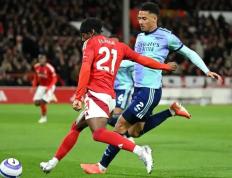 英超-利兹联1-1埃弗顿：沉睡的巨人，迎战没落的豪门|前瞻