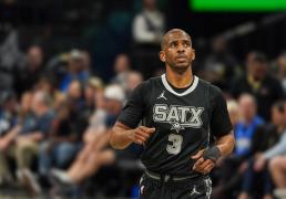 洛杉矶快船球队动态汇总