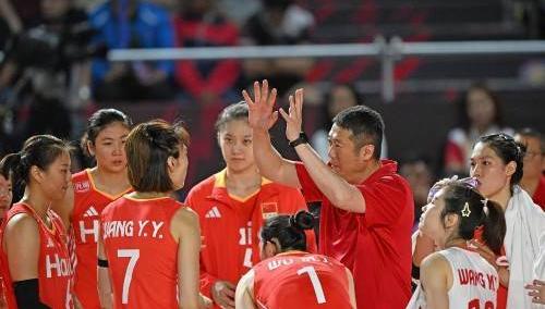 女排世锦赛｜中国女排主帅赵勇：对阵法国队立足于自身发挥