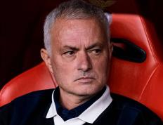 曼联期待穆帅的费内巴切，从国际米兰，签下36岁门将索默