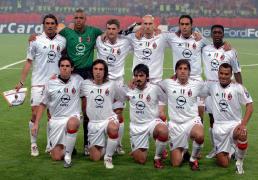 【资料】AC米兰2004-2005赛季欧冠半决赛胜埃因霍温，决赛负利物浦【AC米兰资料】【足球资料】