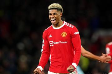 今日足球：富勒姆vs曼联、比利亚雷亚尔vs赫罗纳