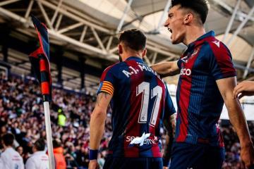 西甲-莱万特2-4巴萨：莱万特有想法，莱万可以上场了|前瞻