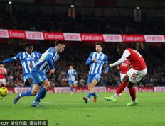 聯(lián)赛杯-萨卡替補(bǔ)破(pò)门恩(ēn)瓦內(nèi)里建功(gōng) 阿(ā)森(sēn)纳2-0佈(bù)莱顿