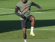 拜仁与柏林联：德甲不败神话背后的战术与情感交织