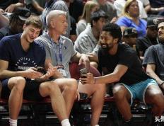 黄蜂队传闻：夏洛特裁掉斯宾塞·丁威迪，原因竟是940万美元