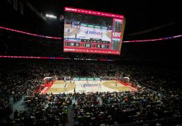 （体育(yù)）篮球(qiú)——NBA常规赛：底特(tè)律活塞胜达拉斯独行侠