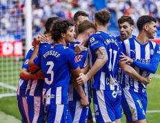 阿(ā)拉维斯重(zhòng)返国王(wáng)杯八强