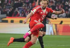 （体育(yù)）足球(qiú)——德(dé)甲：拜仁(rén)慕尼黑不敵(dí)奥格斯堡(bǎo)