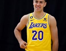 告别NBA！土耳其联赛球队连续官宣：湖人旧将斯威德+大莫布利加盟