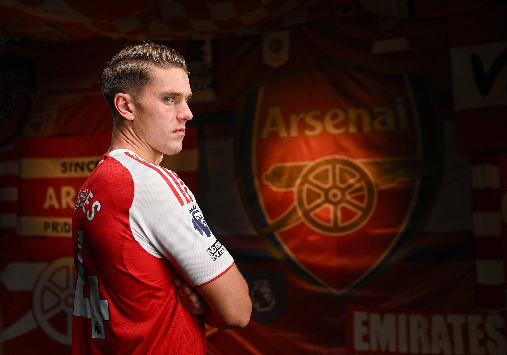 【英超新赛季前瞻】利物浦、阿森纳、曼城、切尔西展开引援竞赛，“第一联赛”争冠有好戏