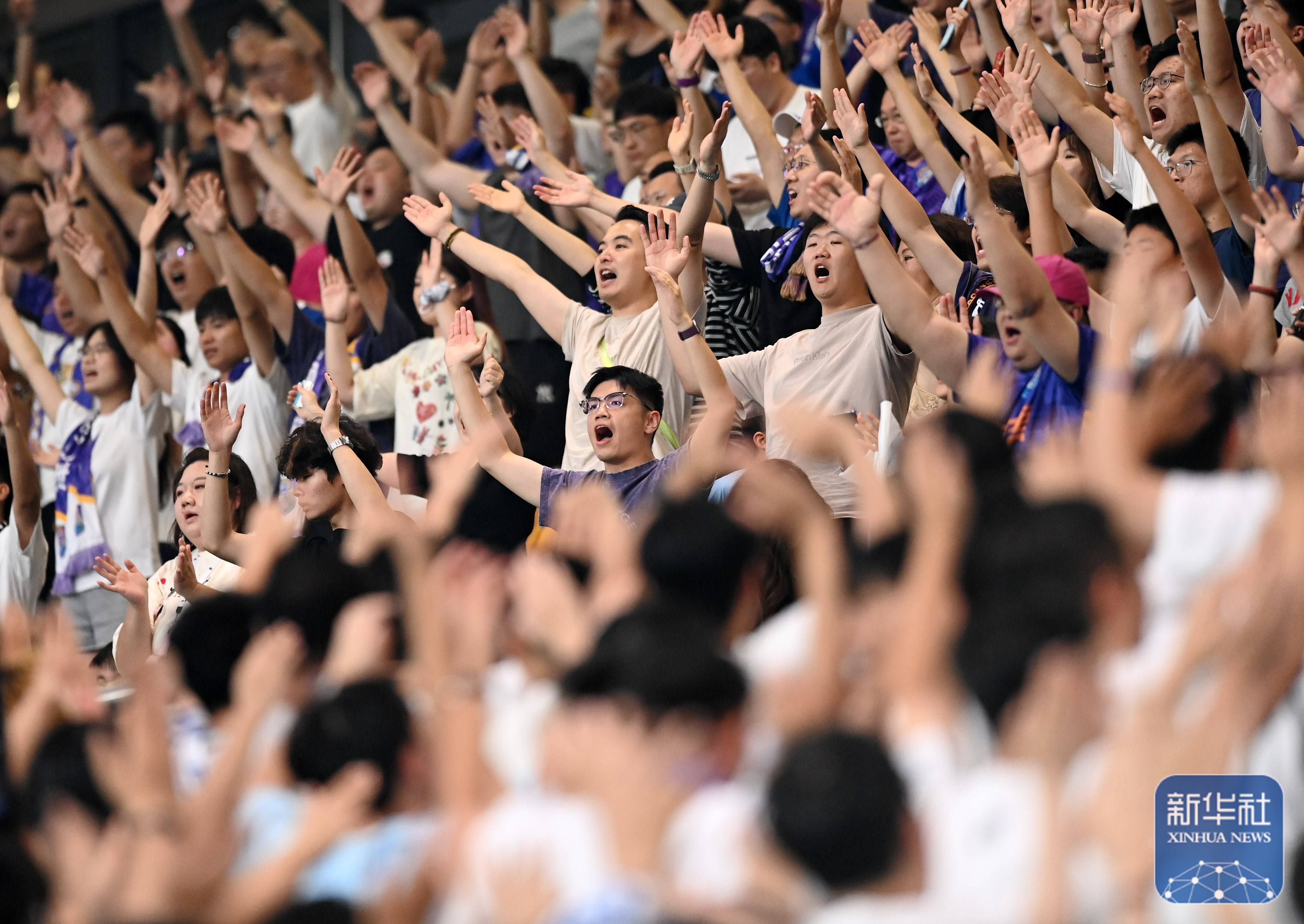 足球(qiú)｜中超：天津(jīn)津(jīn)门虎胜大(dà)連(lián)英(yīng)博海发