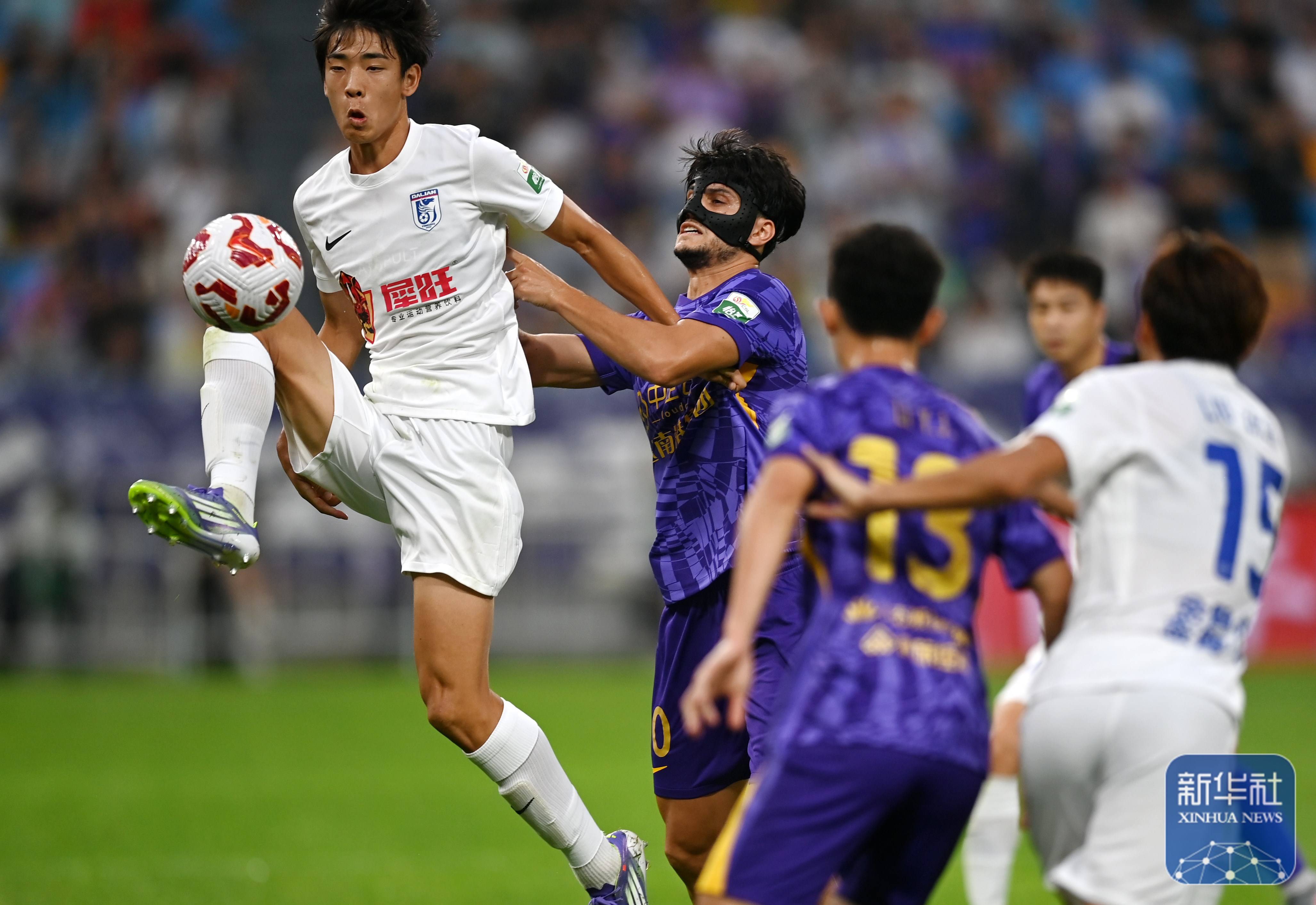 足球(qiú)｜中超：天津(jīn)津(jīn)门虎胜大(dà)連(lián)英(yīng)博海发