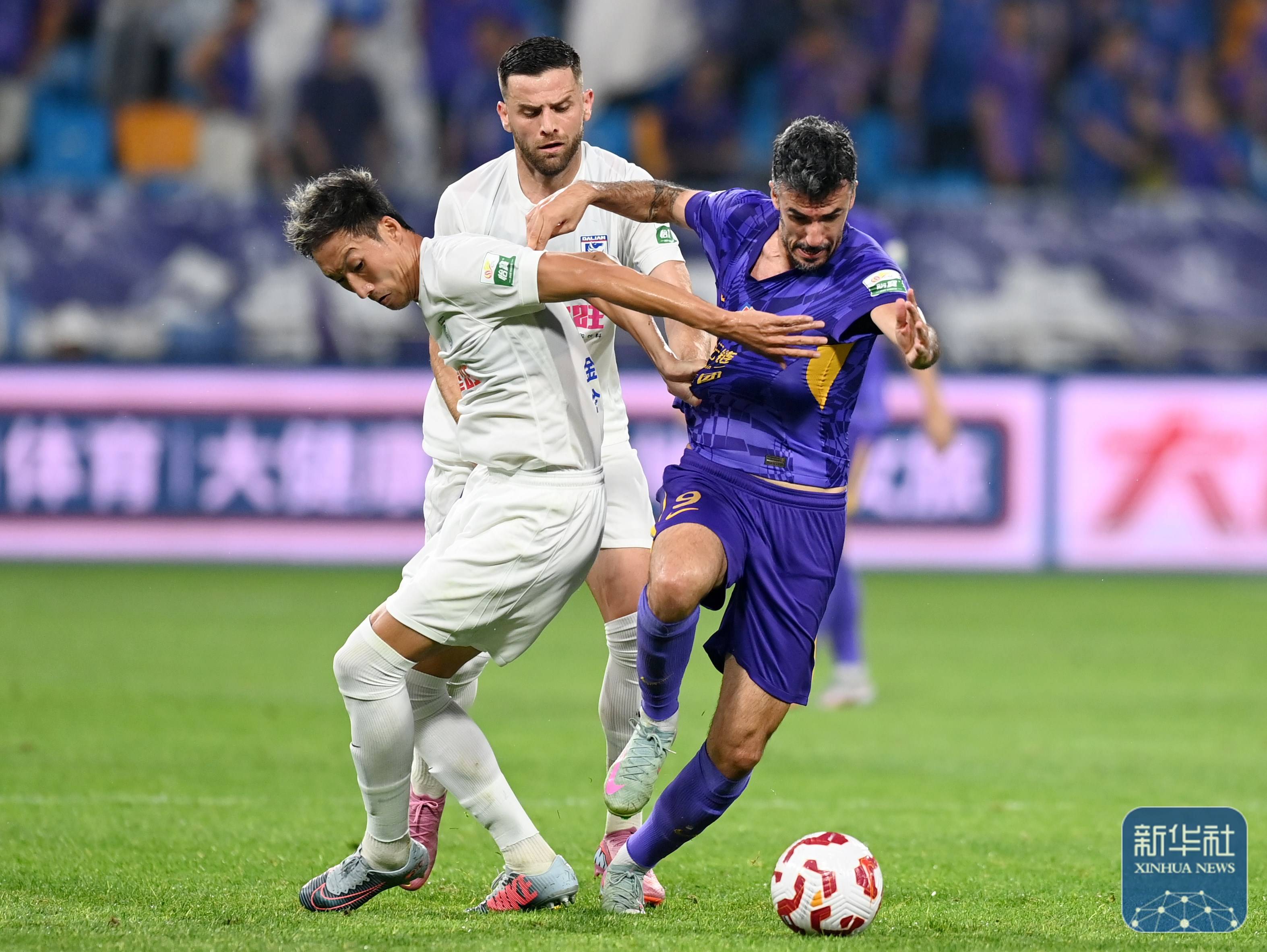 足球(qiú)｜中超：天津(jīn)津(jīn)门虎胜大(dà)連(lián)英(yīng)博海发