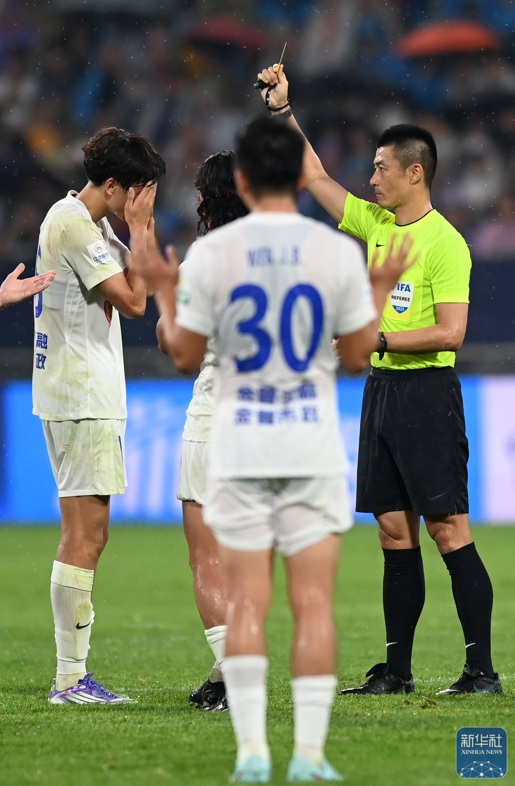 足球(qiú)｜中超：天津(jīn)津(jīn)门虎胜大(dà)連(lián)英(yīng)博海发