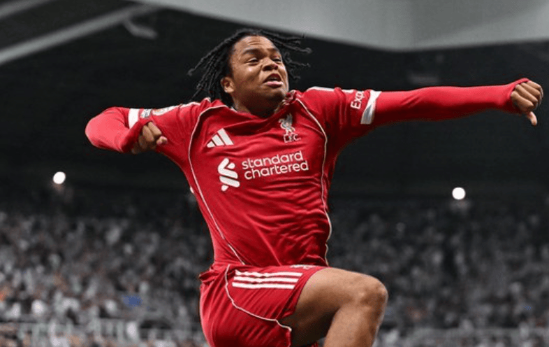 3-2！5-0！足坛瘋(fēng)狂一(yī)夜(yè)，利(lì)物浦绝杀，国米踢(tī)瘋(fēng)了(le)，塞维利(lì)亚爆(bào)冷