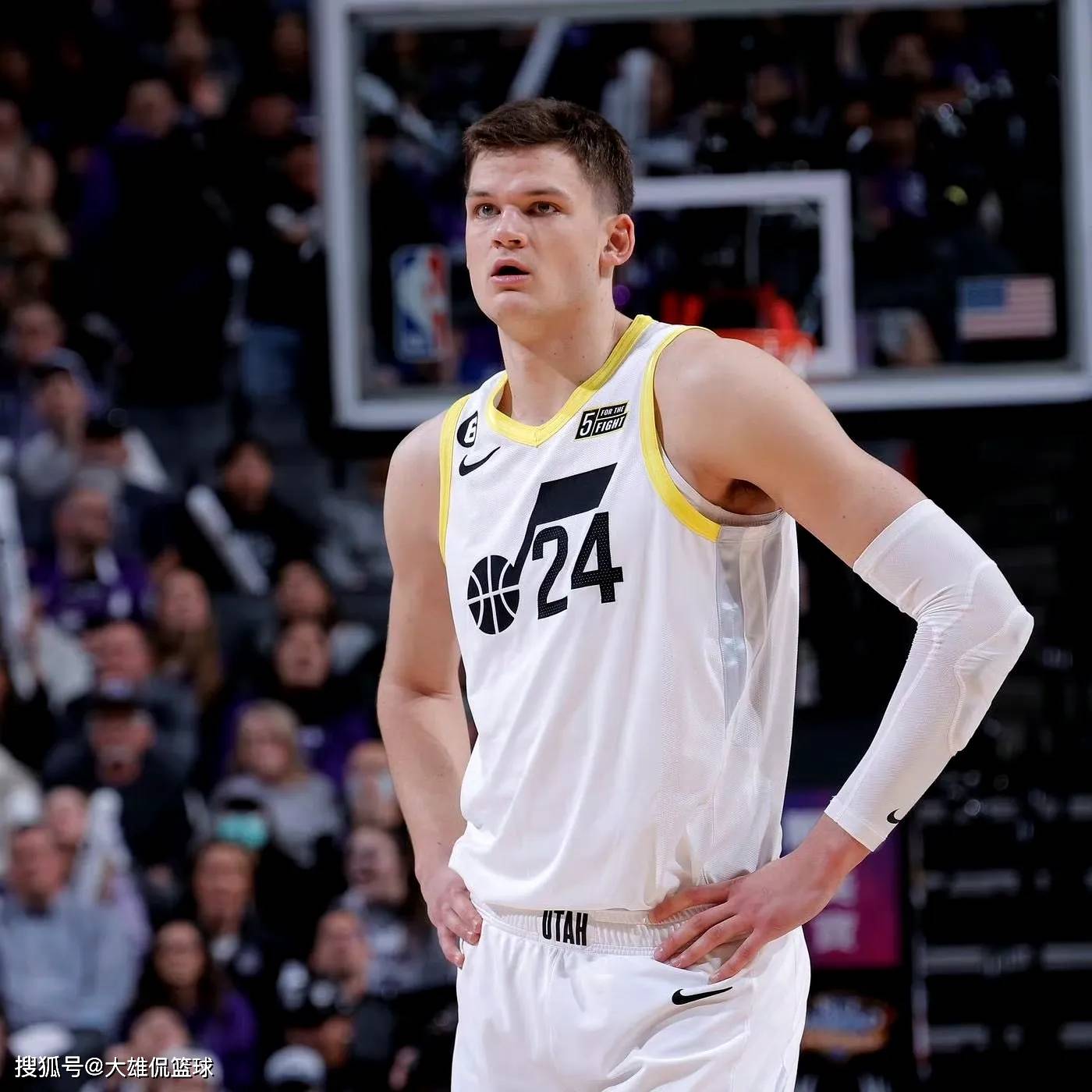 因祸得福？步行者一换三，拿(ná)下猶(yóu)他爵(jué)士中锋凯斯勒