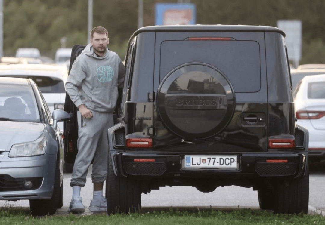 创纪录！豪掷2500万美金！詹姆斯又排名第二了