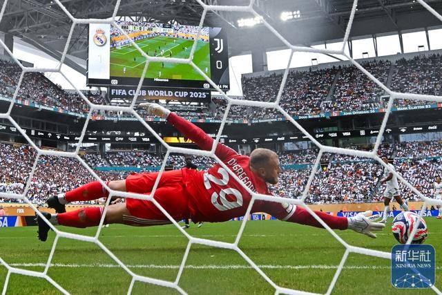 世(shì)俱盃(bēi)丨(gǔn)皇家馬(mǎ)德里晋级八强