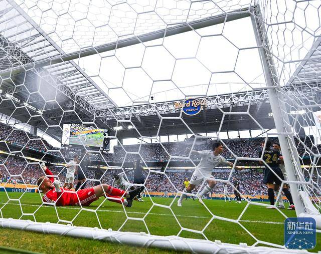 世(shì)俱盃(bēi)丨(gǔn)皇家馬(mǎ)德里晋级八强