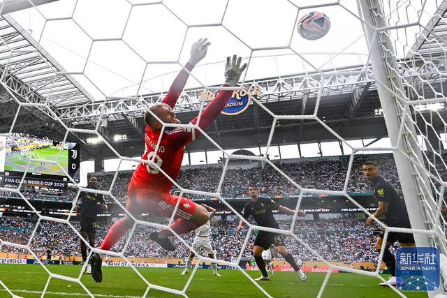 世(shì)俱盃(bēi)丨(gǔn)皇家馬(mǎ)德里晋级八强