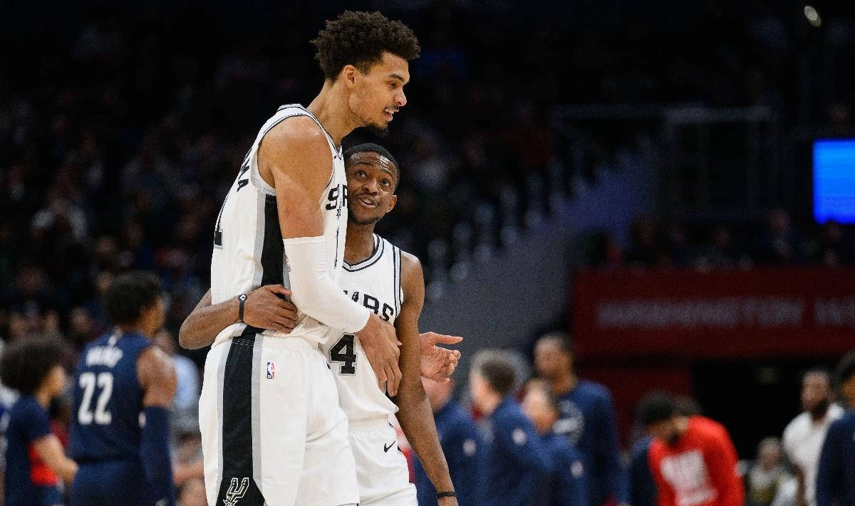 圣安东尼奥马刺续约达龙福克斯(sī)，薪水或(huò)有(yǒu)變(biàn)动