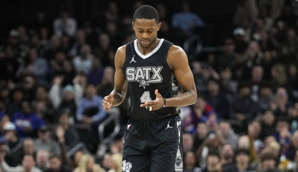 圣安东尼奥马刺续约达龙福克斯(sī)，薪水或(huò)有(yǒu)變(biàn)动