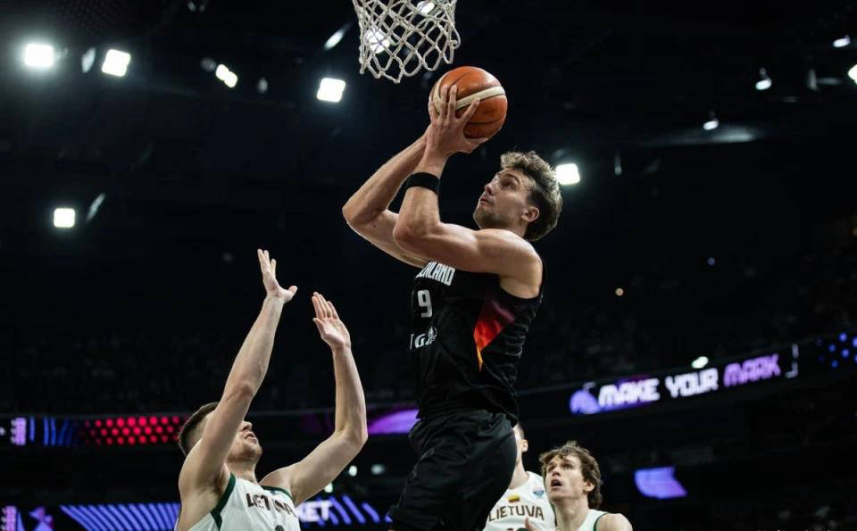 FIBA賽(sài)场的(de)顶尖得分手！奥兰多魔(mó)术侧翼(yì)球星欧锦賽(sài)表现抢眼