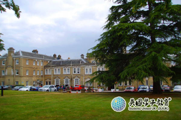 南安(ān)普頓(dùn)大(dà)學(xué)2025學(xué)年入學(xué)重要事项提醒