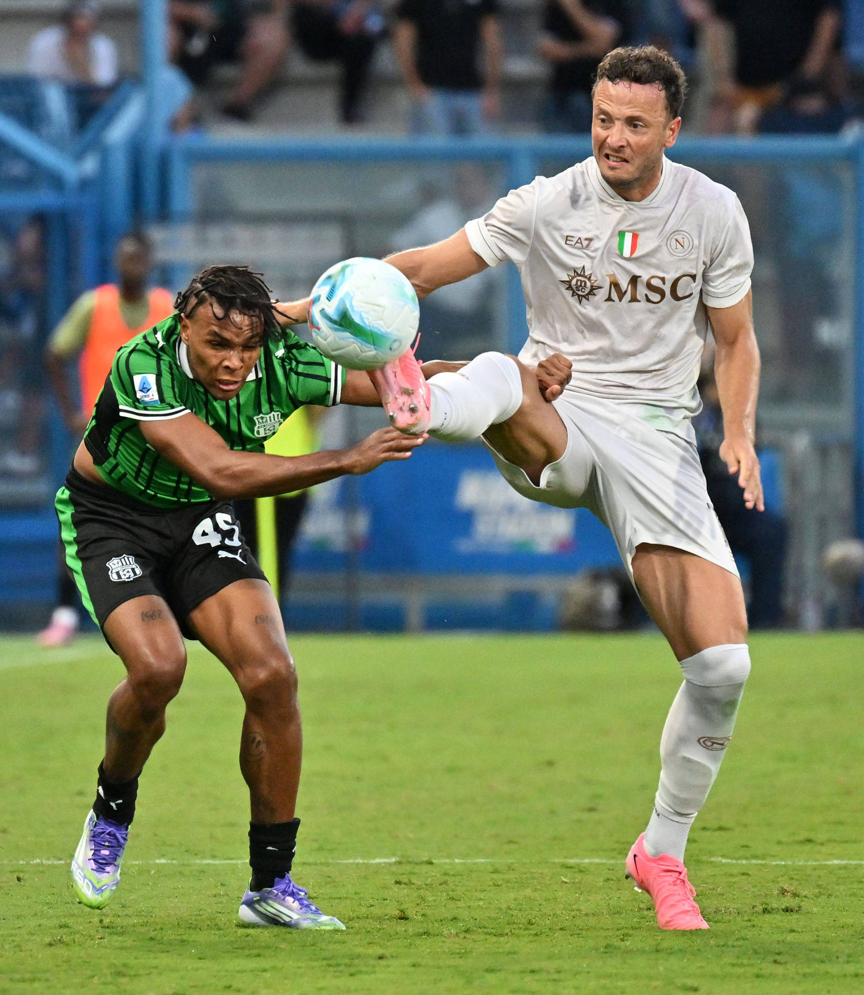 （体育）足球——意甲：那不勒斯勝(shèng)萨索洛(luò)