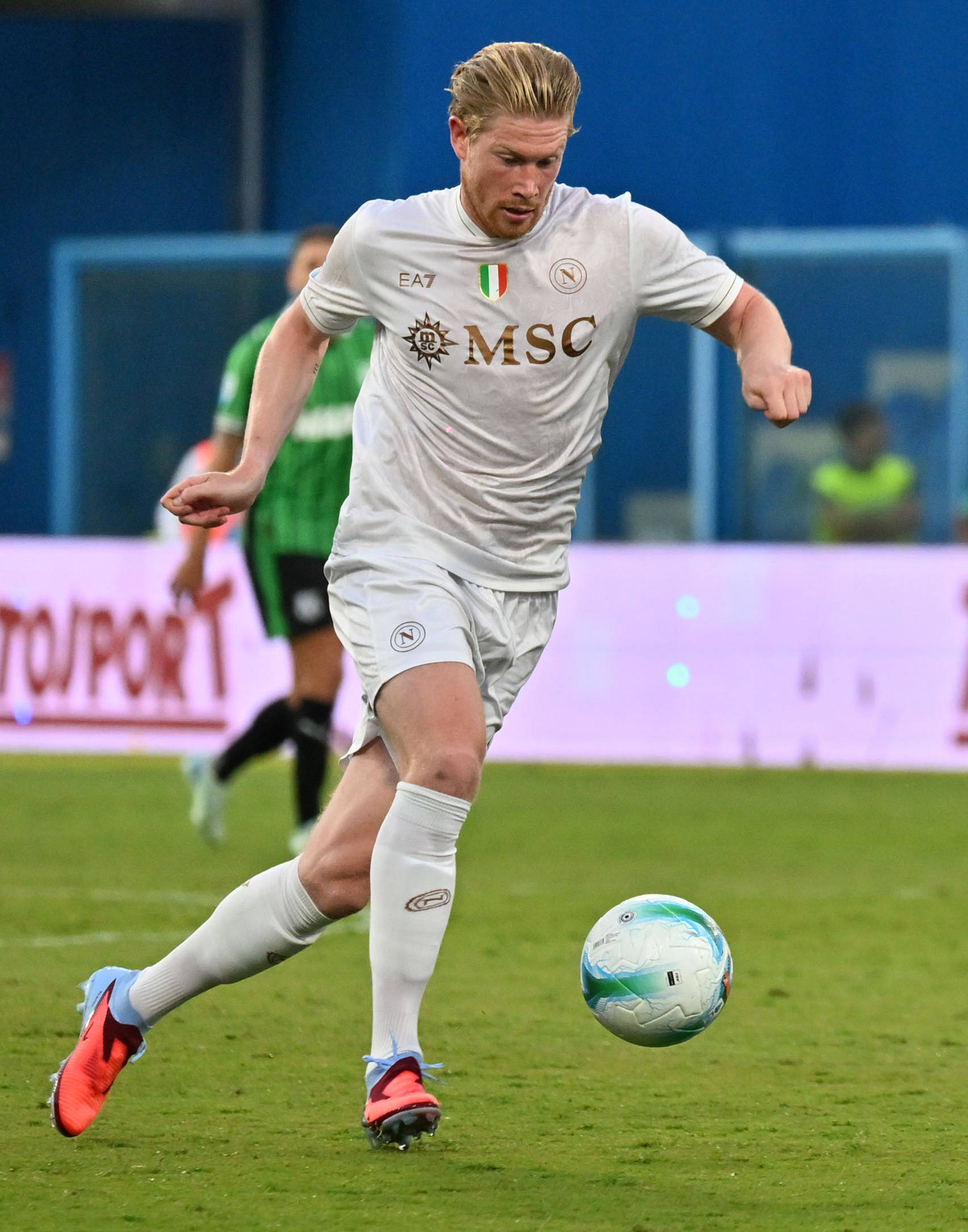 （体育）足球——意甲：那不勒斯勝(shèng)萨索洛(luò)