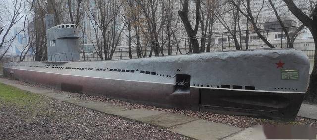 M-261型潜艇，A615项目（苏联）纪念碑，位于俄罗斯克拉斯诺达尔