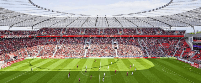 50+1的情况下(xià)，勒沃库森为什麽(me)還(hái)保留拜耳的名字？