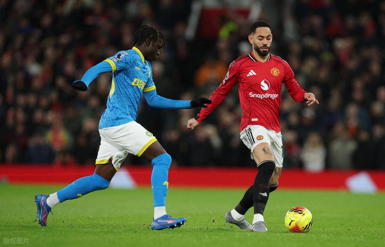 曼联1-1狼队，赛后评分：不是齐尔克泽第一，狼队15号排第一